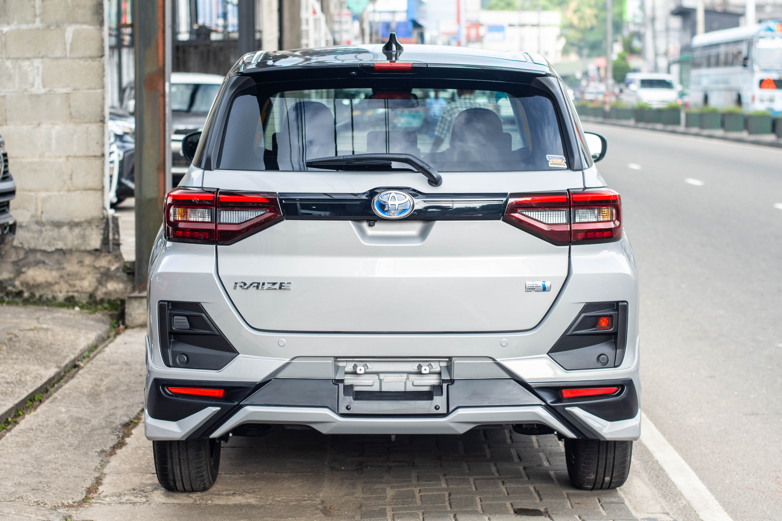 Thumbnail 3