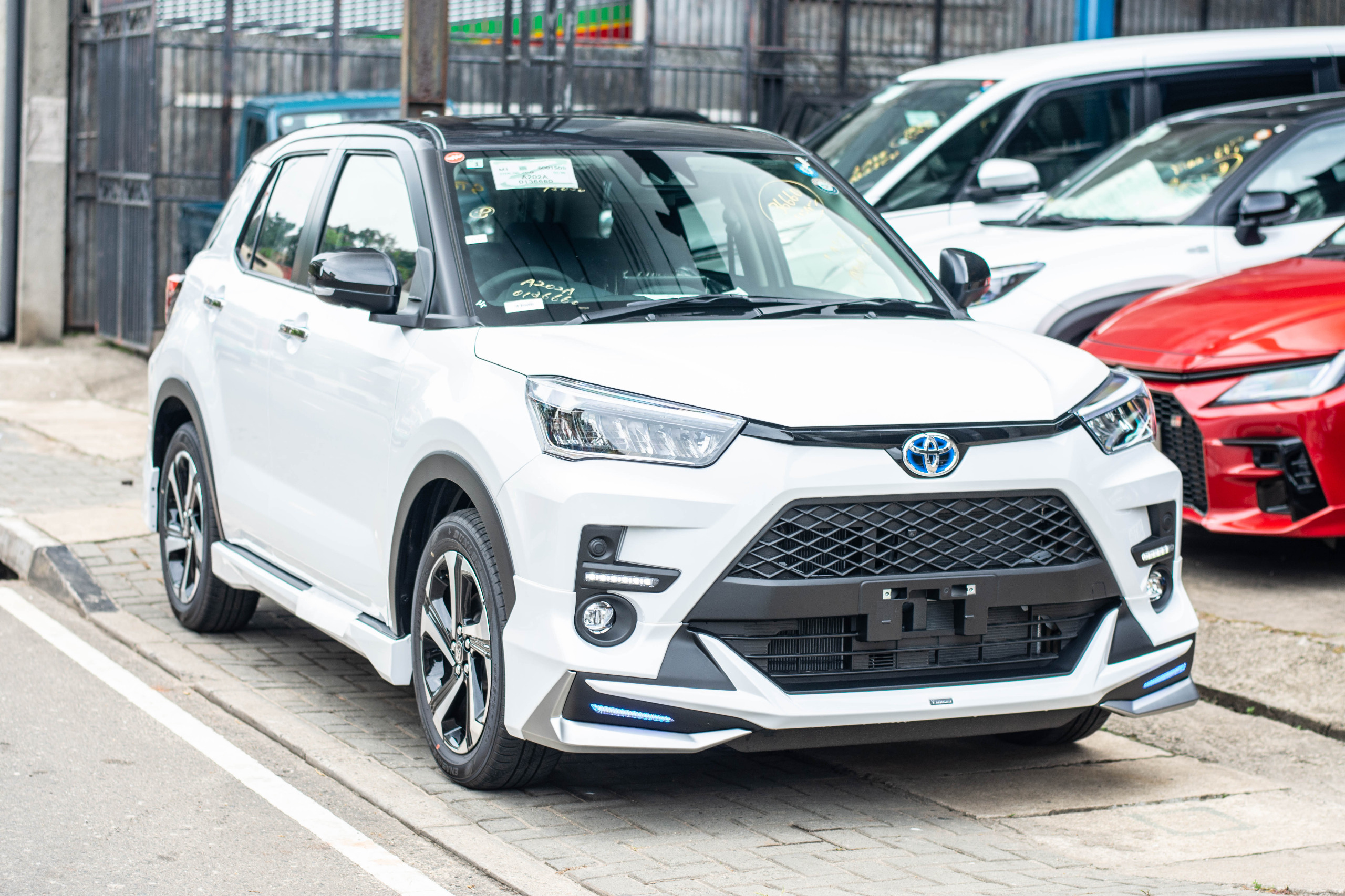 2026 Toyota Raize Z Hybrid Bodykit – photo 1