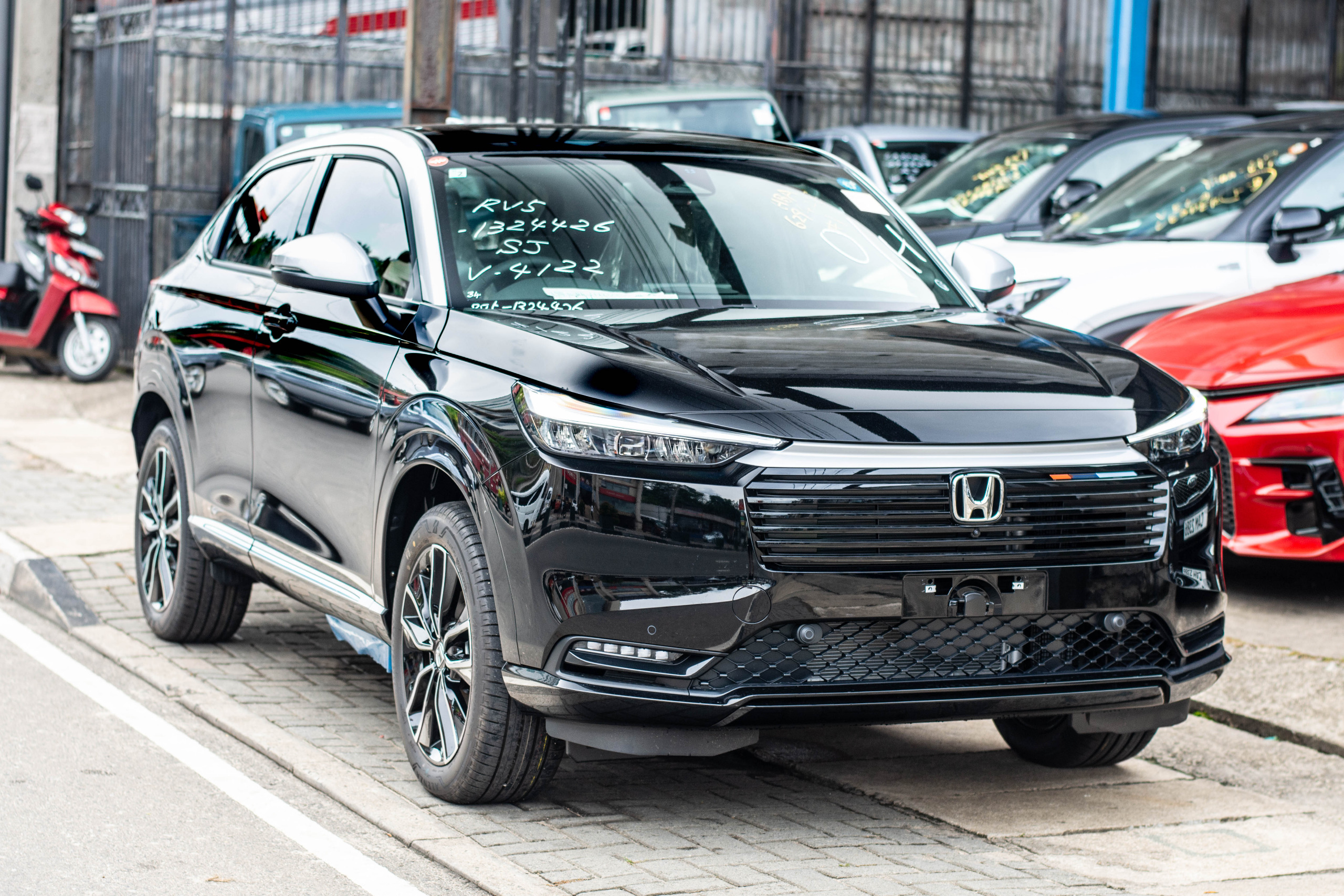 2026 Honda Vezel Z Play – photo 1
