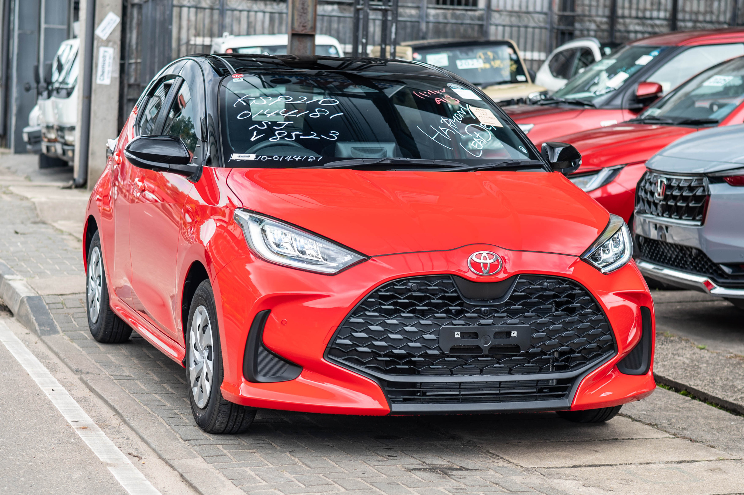 2026 Toyota Yaris G LED 